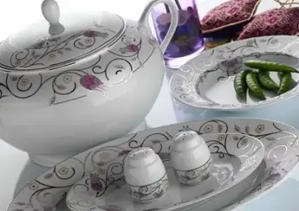 $2013-Lale-desenli-karaca-yemek-takımı-modeli.webp $2013-Lale-desenli-karaca-yemek-takımı-modeli.webp