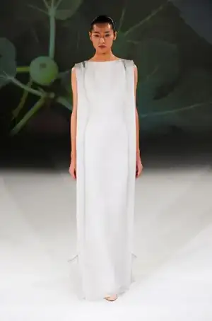$hussein_chalayan_2013_ilkbahar_yaz_elbise_moda_defile (38).webp