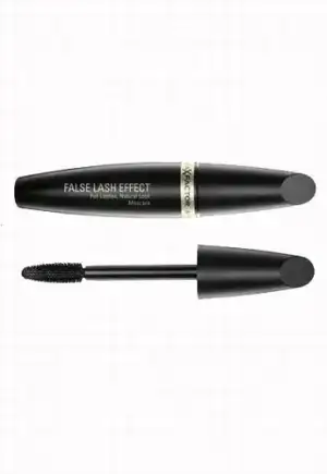 $false%20lash%20effect.webp