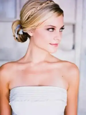 $gelinler_icin_orgulu_sac_modelleri (26).webp