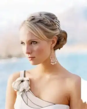 $gelinler_icin_orgulu_sac_modelleri (33).webp