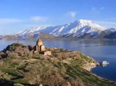 $akdamar-adasi-van.webp