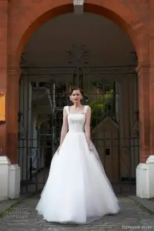 $2014_romantik_gelinlik_modelleri (9).webp