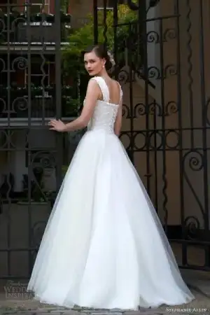 $2014_romantik_gelinlik_modelleri (13).webp