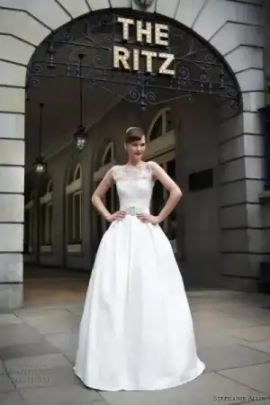 $2014_romantik_gelinlik_modelleri (15).webp