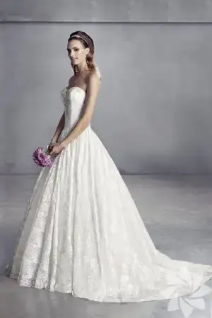 $2014 Oleg Cassini Gelinlik Modelleri (19).webp