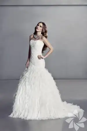 $2014 Oleg Cassini Gelinlik Modelleri (23).webp