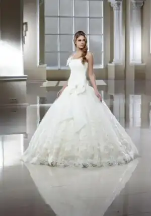 $gosterisli_2014_gelinlik_modelleri (16).webp