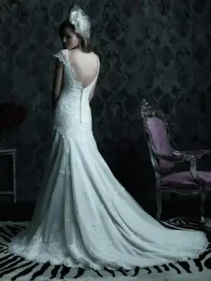 $moda_2014_gelinlik_modelleri (49).webp