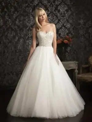 $moda_2014_gelinlik_modelleri (86).webp