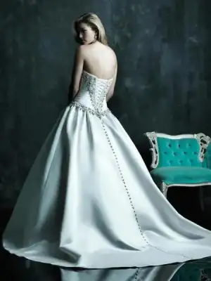 $moda_2014_gelinlik_modelleri (95).webp