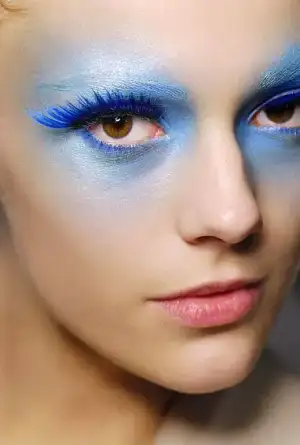 $sonbahar_2013_makyaj_trendleri (6).webp