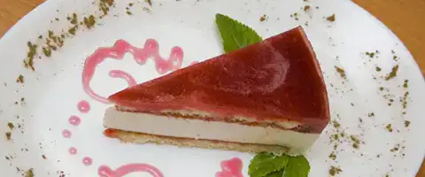 $cileklicheescake.webp