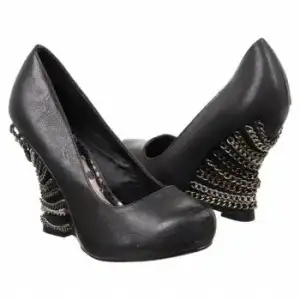 $shoes_iaec1234952.webp