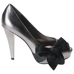 $shoes_ibec1165366.webp