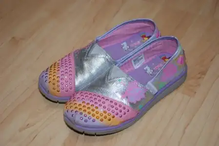 $IÃ¾Ã½klÃ½ ayk.skechers 29 numara 15tl.webp