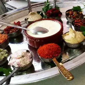 $berfen-g&#252;neydo&#287;u-anadolu-mutfak-05-400.webp