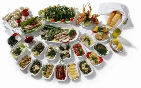 $Giritli Restoran mezeleri.webp