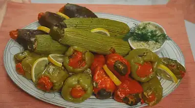 $Tarsus-Yöresi-Tahin-Soslu-Karışık-Dolma-Tarifi.webp $Tarsus-Yöresi-Tahin-Soslu-Karışık-Dolma-Tarifi.webp