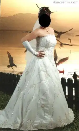 $AMER&#304;KAN SATEN,FRANSIZ G&#220;P&#220;R,SWAROVSK&#304; KR&#304;STAL TA&#350;.webp