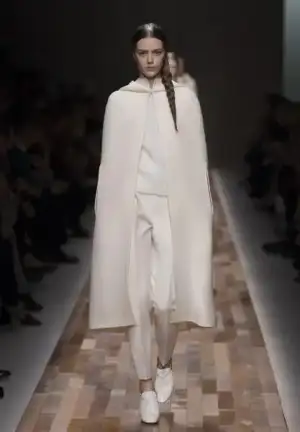 $14410-ready-to-wear-fall-winter-2013-14-.webp