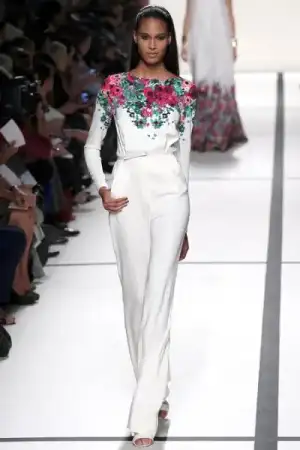 $elie_saab_2014_ilkbahar_defile_moda_elbise_modelleri (25).webp