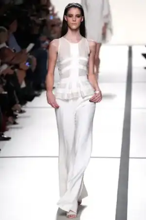 $elie_saab_2014_ilkbahar_defile_moda_elbise_modelleri (48).webp