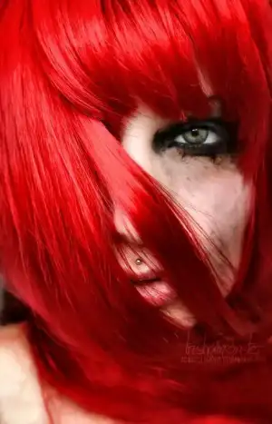 $k&#305;rm&#305;z&#305;-saç_60600.webp