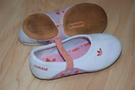 $adidas babet 22 no alt.webp
