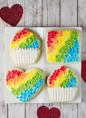$St.-Patricks-Day-Rainbow-Flower-Cookies-by-Â©Bakingdom.webp