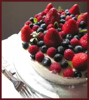 $tatl&#305; tarifleri meyveli ricotta peynirli pasta.webp