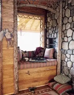 $bay window seating 1.webp