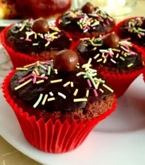 $cikolatali-cupcake (1).webp