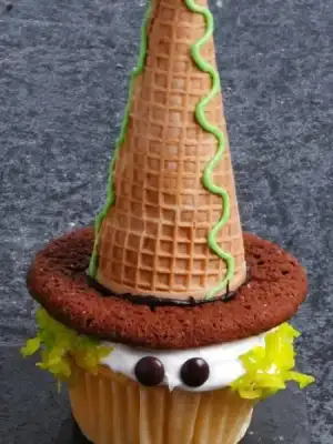$halloween-cupcakes-3.webp