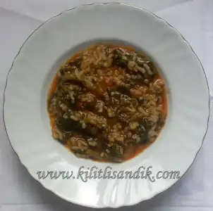$pirincli-ispanak-yemegi.webp