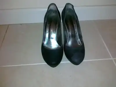 $03062011410.webp