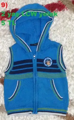 $9 lcw yelek.webp