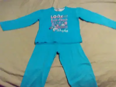 $06012014694.webp