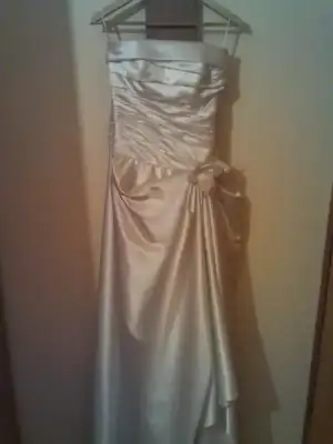 $K_Gelinlik_38Beden_Saten.webp