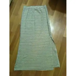 $94684980_tn50_0.webp
