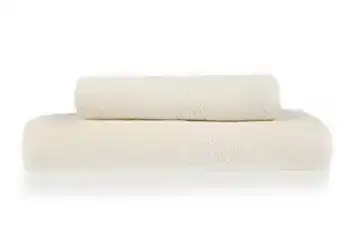 $2 tane &#246;zdilek ashley krem 50 100 y&#252;z havlusu ve  2 tane 100 150 banyo havlusu.webp