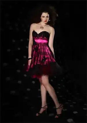 $mezuniyet_elbisesi_7.webp