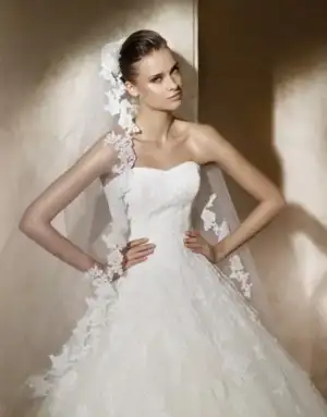 $pronovias_alcanar_d.webp