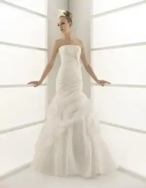 $149moisesvestidodenovia.webp
