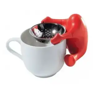 $Alessi kırmızı çay süzgeci.webp