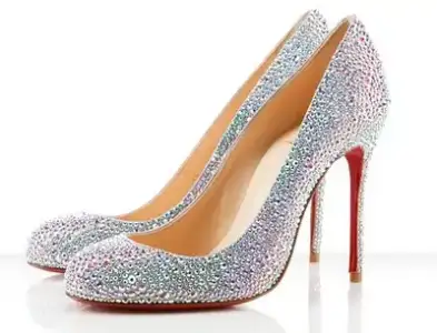 $Christian-Louboutin-Gelinlik-Ayakkabi-Tasarim.webp