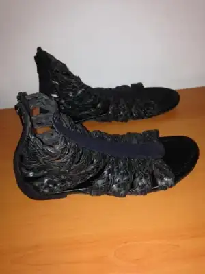 $elle sandalet 2.webp