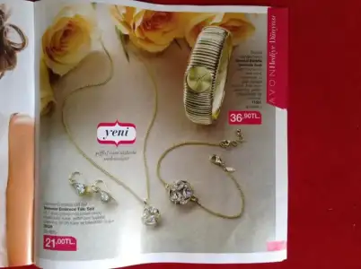 $8.webp