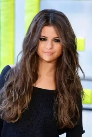 $selena.webp