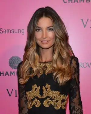 $lily-aldridge-ombre-hair-1705055_large.webp